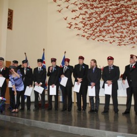 Vélstjórar, stálsmiðir, vélvirkjar, sjúkraliðar og iðnmeistari setja upp húfurnar.